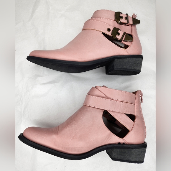 SHOE REPUBLIC LA Pink Ankle Booties. Size: 6 - Picture 6 of 9